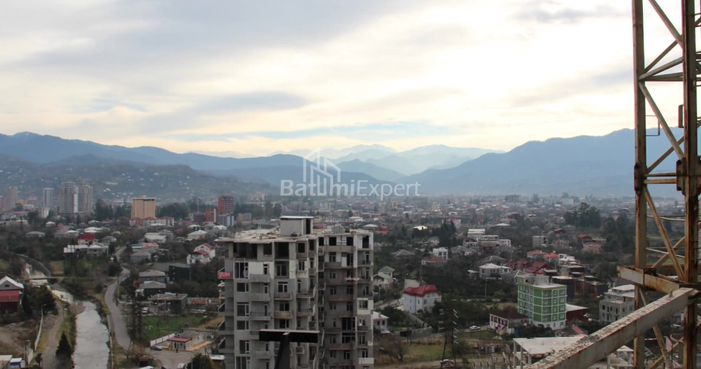 ბინა 89.51 კვ/მ - ლეხი და მარია კაჩინსკი, ბათუმი, საქართველო