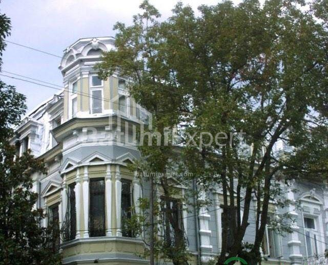 ბინა 97 კვ/მ - იურიევსკაია, Batumi, საქართველო