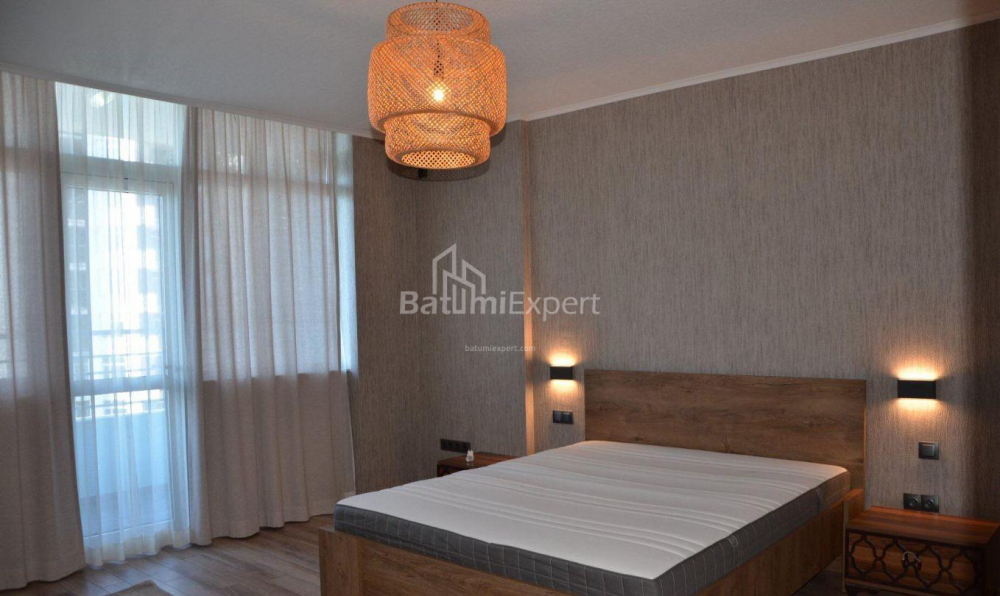 ბინა 82 კვ/მ - ნიკო ფიროსმანი, Batumi, საქართველო