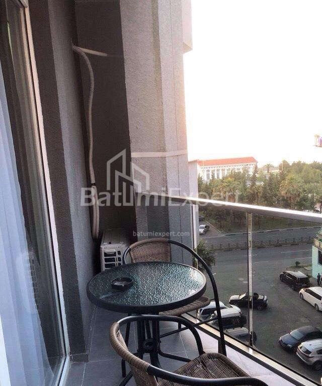 ბინა 52 კვ/მ - შერიფ ხიმშიაშვილი, Batumi, საქართველო