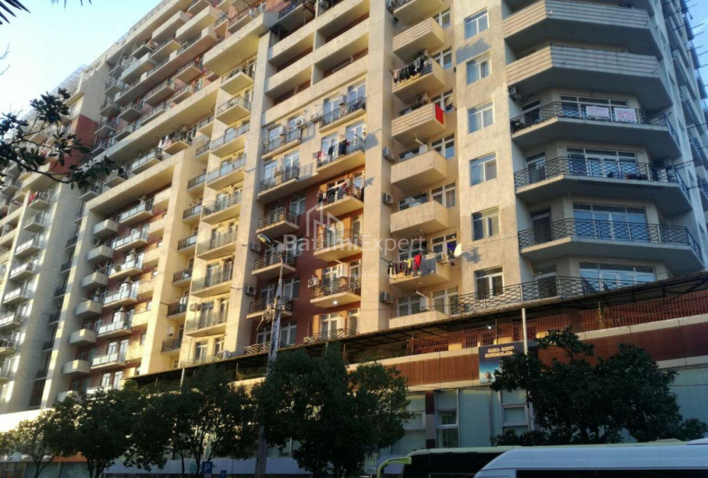 ბინა 44 კვ/მ - შერიფ ხიმშიაშვილი, Batumi, საქართველო