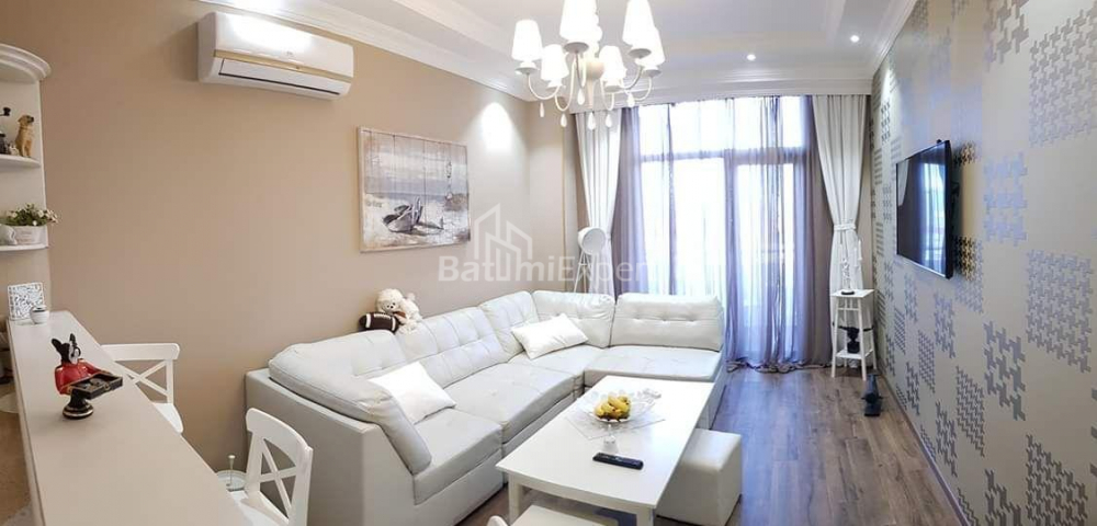 ბინა 92 კვ/მ - იურიევსკაია, Batumi, საქართველო