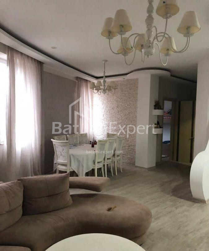 ბინა 113 კვ/მ - იურიევსკაია, Batumi, საქართველო
