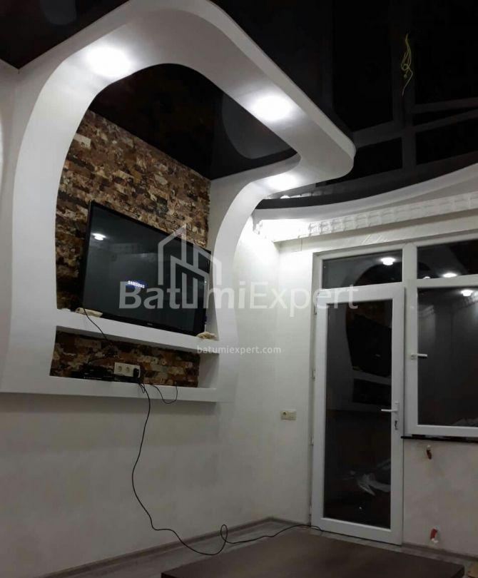 ბინა 44 კვ/მ - შერიფ ხიმშიაშვილი, Batumi, საქართველო
