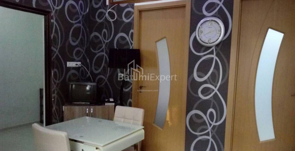 ბინა 32 კვ/მ - იურიევსკაია, Batumi, საქართველო