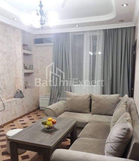 ბინა 46 კვ/მ - დავით აღმაშენებელი, Batumi, საქართველო