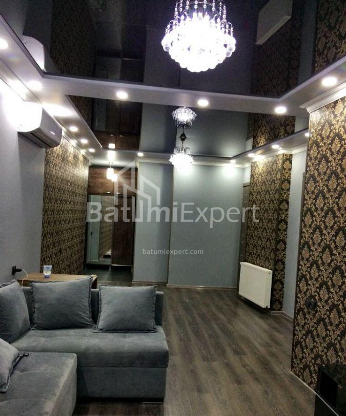ბინა 94 კვ/მ - იურიევსკაია, Batumi, საქართველო
