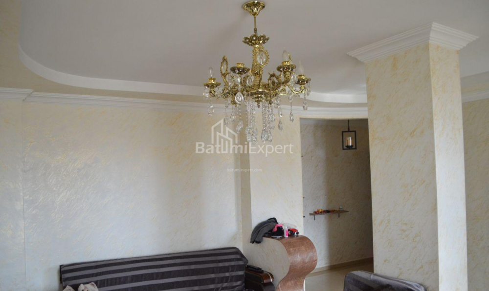ბინა 70 კვ/მ - იურიევსკაია, Batumi, საქართველო