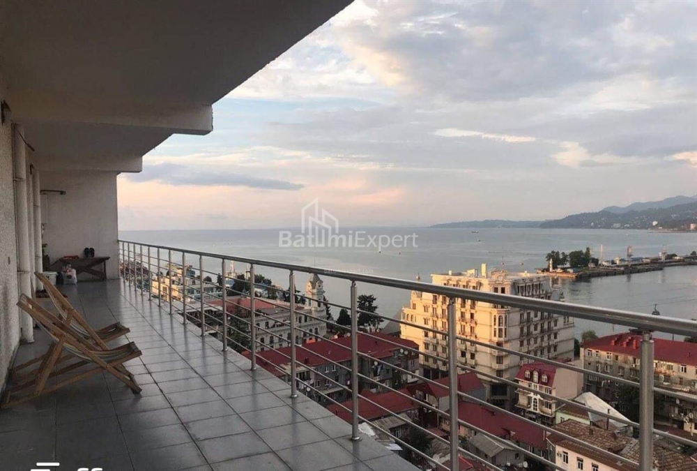 ბინა 160 კვ/მ - იურიევსკაია, Batumi, საქართველო