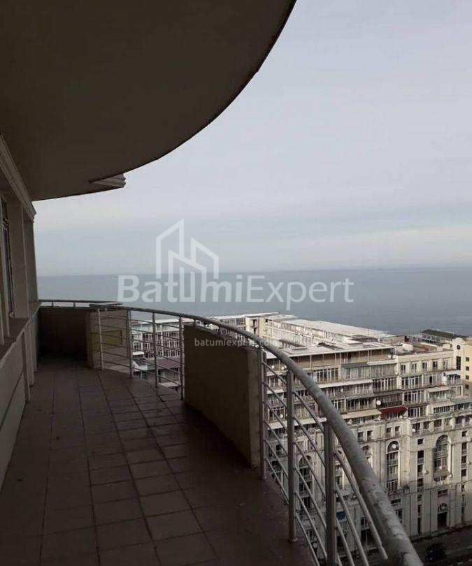 ბინა 93 კვ/მ - იურიევსკაია, Batumi, საქართველო