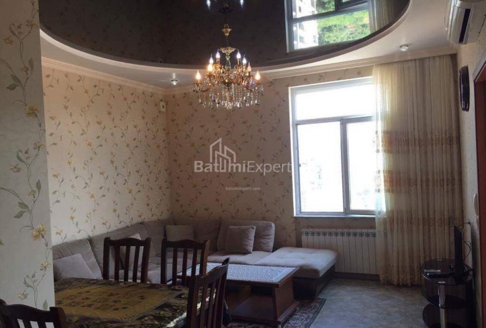 ბინა 74 კვ/მ - იურიევსკაია, Batumi, საქართველო