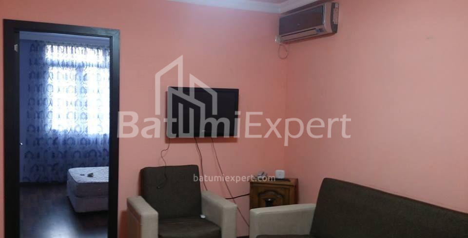 ბინა 80 კვ/მ - იურიევსკაია, Batumi, საქართველო