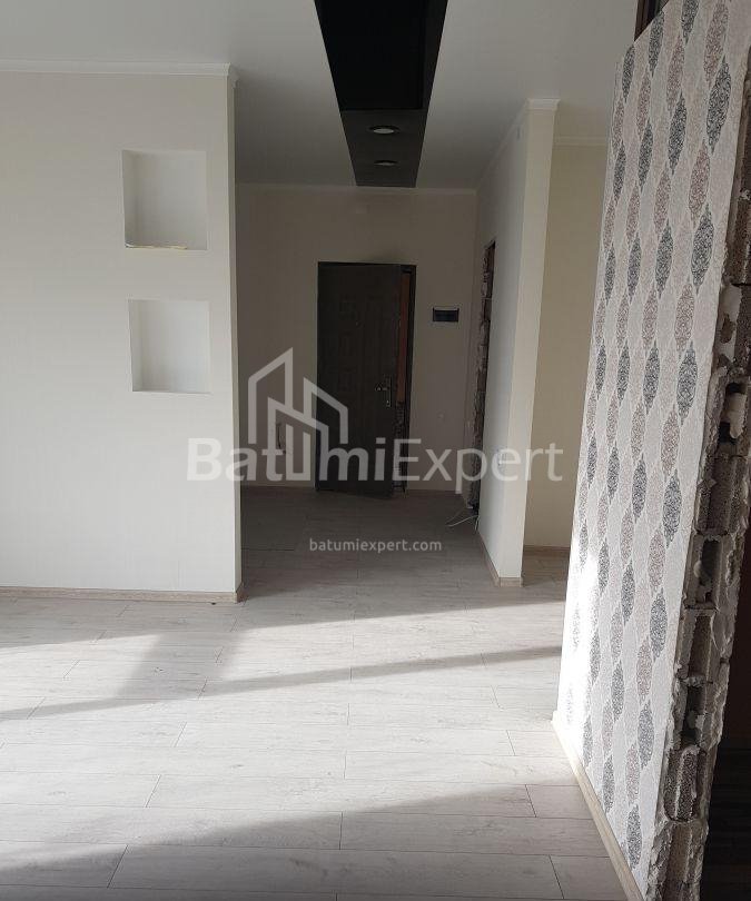 ბინა 68 კვ/მ - იურიევსკაია, Batumi, საქართველო