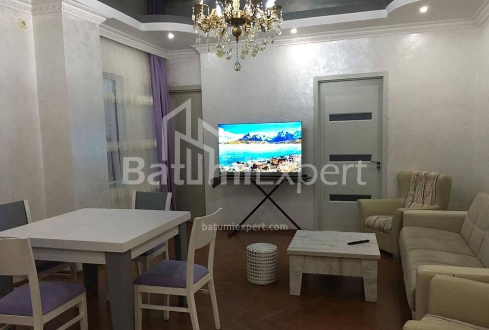 ბინა 60 კვ/მ - იურიევსკაია, Batumi, საქართველო
