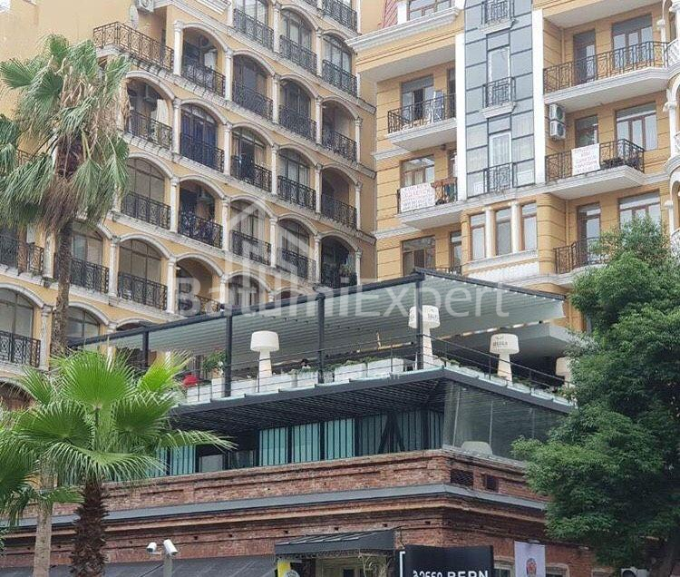 ბინა 52 კვ/მ - რუსთაველი, Batumi, საქართველო