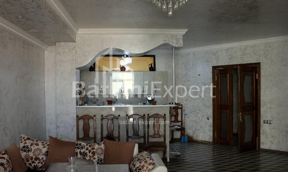 ბინა 110 კვ/მ - გალაკტიონ ტაბიძე, Batumi, საქართველო
