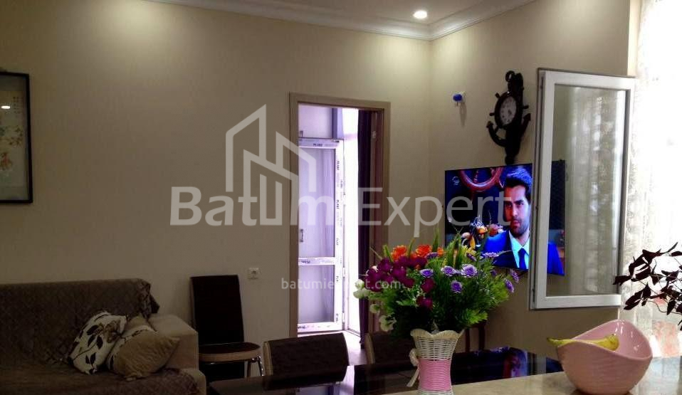 ბინა 77 კვ/მ - იურიევსკაია, Batumi, საქართველო