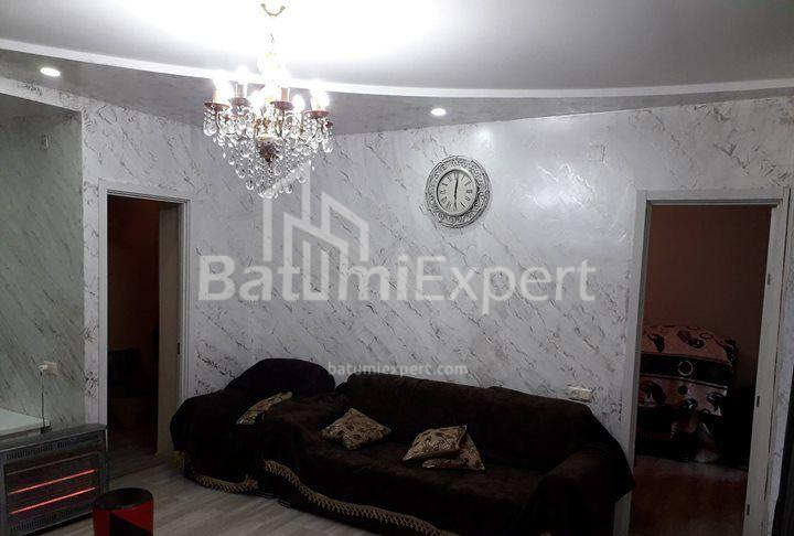 ბინა 88 კვ/მ - იურიევსკაია, Batumi, საქართველო