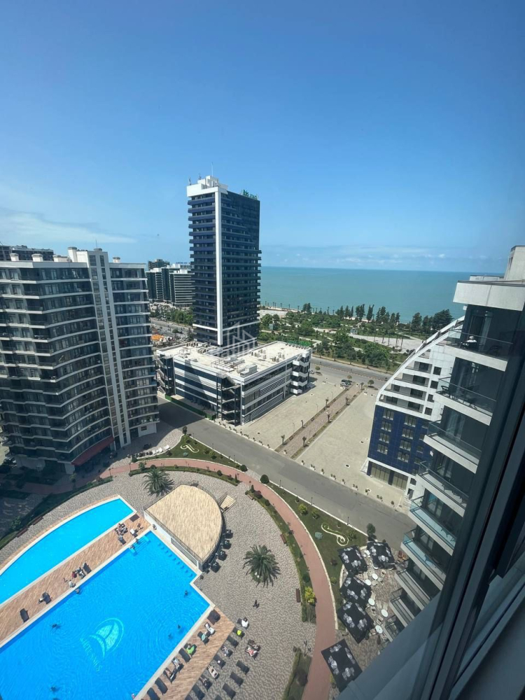 ბინა 74.8 კვ/მ - ლეხი და მარია კაჩინსკი, Batumi, საქართველო