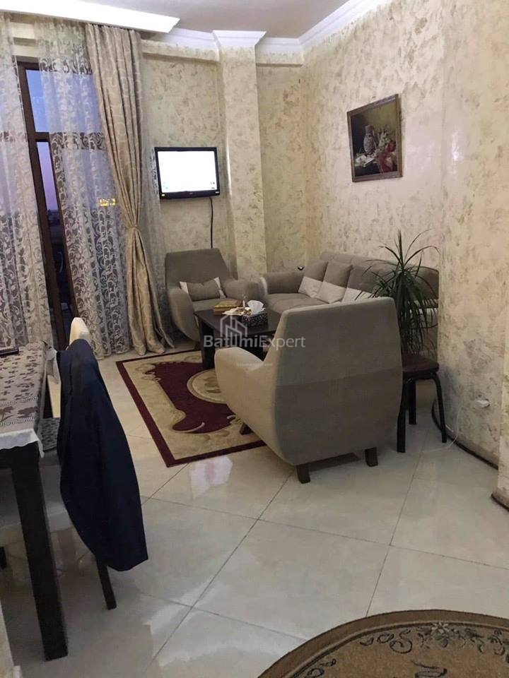 ბინა 150 კვ/მ - აჰმედ მელაშვილი, Batumi, საქართველო