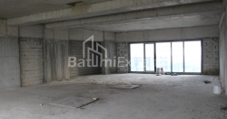 ბინა 172.82 კვ/მ - ლეხი და მარია კაჩინსკი, Batumi, საქართველო