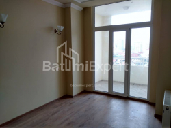 ბინა 72 კვ/მ - პეტრა მელიქიშვილი, Batumi, საქართველო