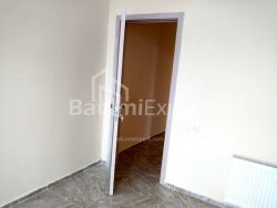 ბინა 72 კვ/მ - პეტრა მელიქიშვილი, Batumi, საქართველო