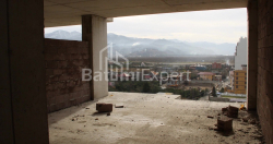 ბინა 2-ოთახი 38.5 კვ.მ - ლეხი და მარია კაჩინსკი, Batumi