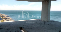 ბინა 2-ოთახი 41.3 კვ.მ - ლეხი და მარია კაჩინსკი, Batumi