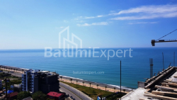 ბინა 1-ოთახი 33.2 კვ.მ - ლეხი და მარია კაჩინსკი, Batumi