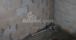 ბინა 2-ოთახი 59.4 კვ.მ - გმირთა ხეივანი, Batumi