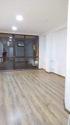 ბინა 75 კვ/მ - 26 მაისი, Batumi, საქართველო