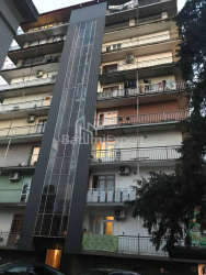 ბინა 3-ოთახი 78 კვ.მ - ლესერიძე, Batumi