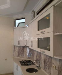 ბინა 169 კვ/მ - იურიევსკაია, Batumi, საქართველო