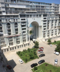 ბინა 2-ოთახი 57 კვ.მ - იურიევსკაია, Batumi