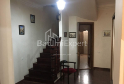 ბინა 262 კვ/მ - იურიევსკაია, Batumi, საქართველო