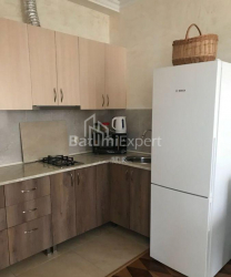 ბინა 70 კვ/მ - ვახტანგ გორგასალი, Batumi, საქართველო