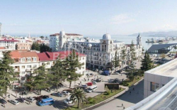 ბინა 2-ოთახი 135 კვ.მ - იურიევსკაია, Batumi