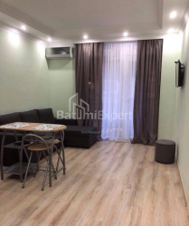 ბინა 52 კვ/მ - შერიფ ხიმშიაშვილი, Batumi, საქართველო