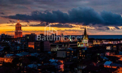 ბინა 2-ოთახი 90 კვ.მ - ვახტანგ გორგასალი, Batumi