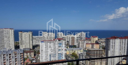 ბინა 3-ოთახი 82 კვ.მ - იურიევსკაია, Batumi