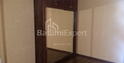 ბინა 130 კვ/მ - შერიფ ხიმშიაშვილი, Batumi, საქართველო