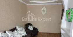 ბინა 3-ოთახი 84 კვ.მ - იურიევსკაია, Batumi