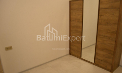 ბინა 86 კვ/მ - იურიევსკაია, Batumi, საქართველო