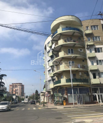 ბინა 2-ოთახი 80 კვ.მ - პეტრე ჩაიკოვსკი, Batumi