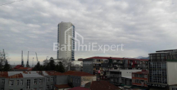 ბინა 3-ოთახი 82 კვ.მ - იურიევსკაია, Batumi