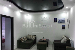 ბინა 80 კვ/მ - იურიევსკაია, Batumi, საქართველო