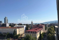 ბინა 80 კვ/მ - იურიევსკაია, Batumi, საქართველო