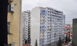 ბინა 85 კვ/მ - შერიფ ხიმშიაშვილი, Batumi, საქართველო