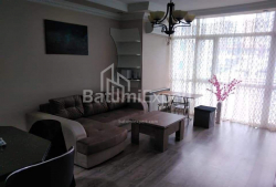 ბინა 85 კვ/მ - მეფე ფარნავაზ, Batumi, საქართველო